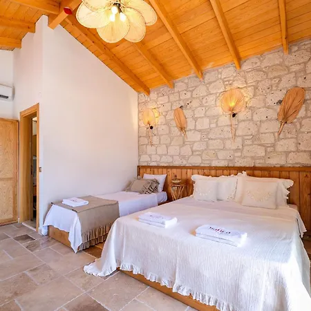 Hatica By Fora Alacati Hotell