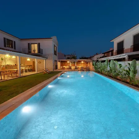 Hatica By Fora Alacati Hotell *