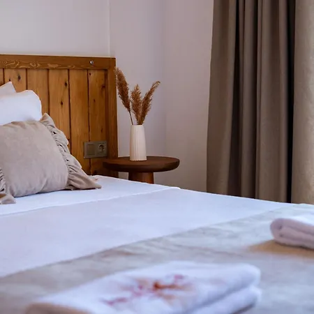 Hatica By Fora Alacati