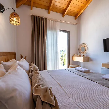 Hatica By Fora Alacati Cesme