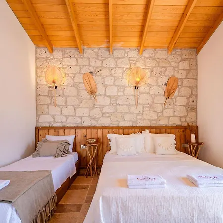 Hatica By Fora Alacati * Cesme