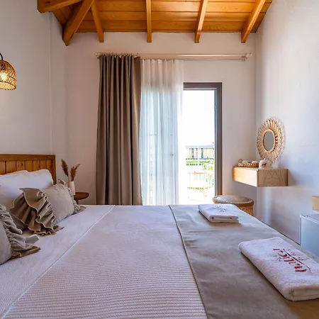 Hatica By Fora Alacati Cesme