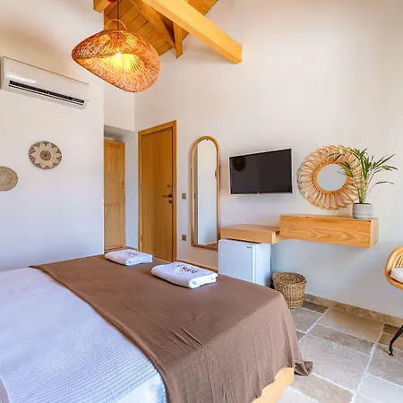 Hatica By Fora Alacati * Cesme