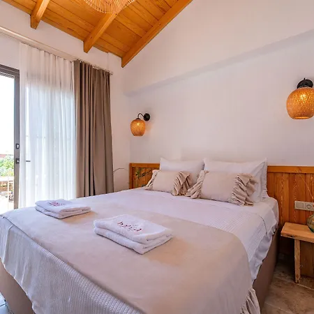 Hatica By Fora Alacati מלון