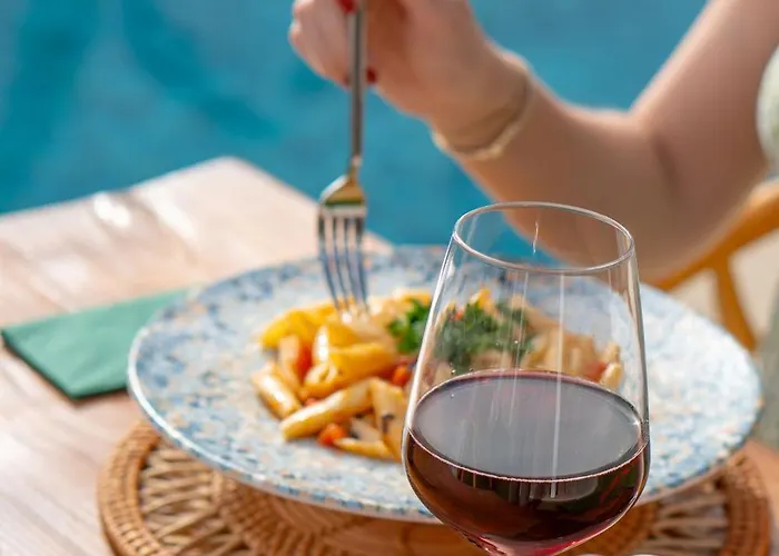 Hatica By Fora Alaçatı