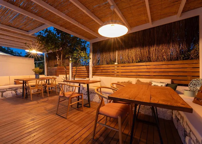 Hatica By Fora Alaçatı * Çeşme