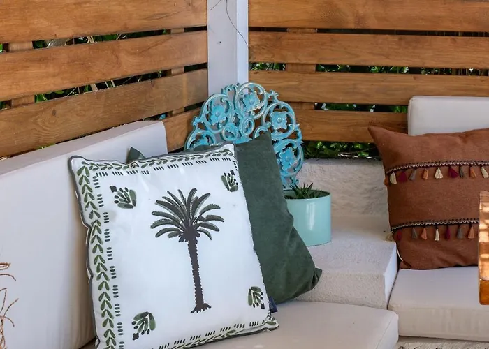 Hatica By Fora Alaçatı