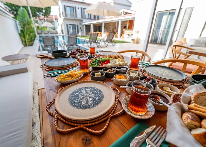 Hatica By Fora Alaçatı